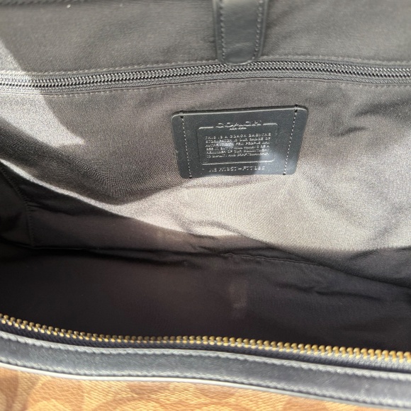 Coach Trekker Bag in Signature Canvas F77896 Tan/Black Duffle Travel Weekender - Picture 5 of 12